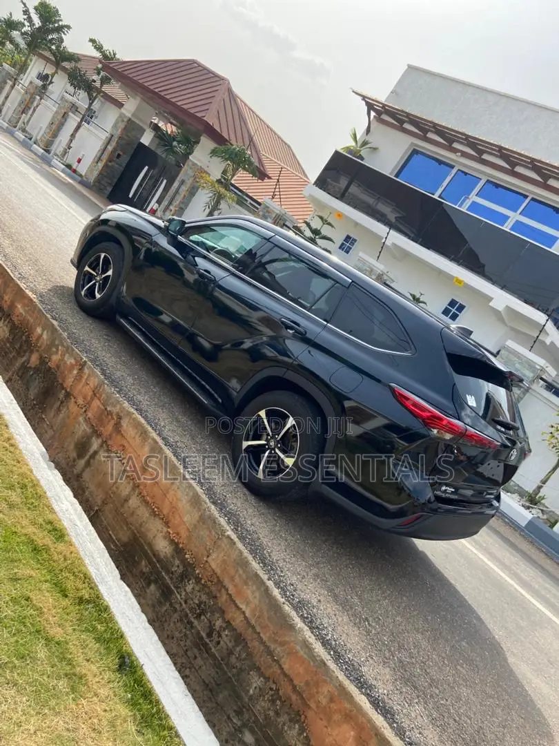 Toyota Highlander L 2022 Black