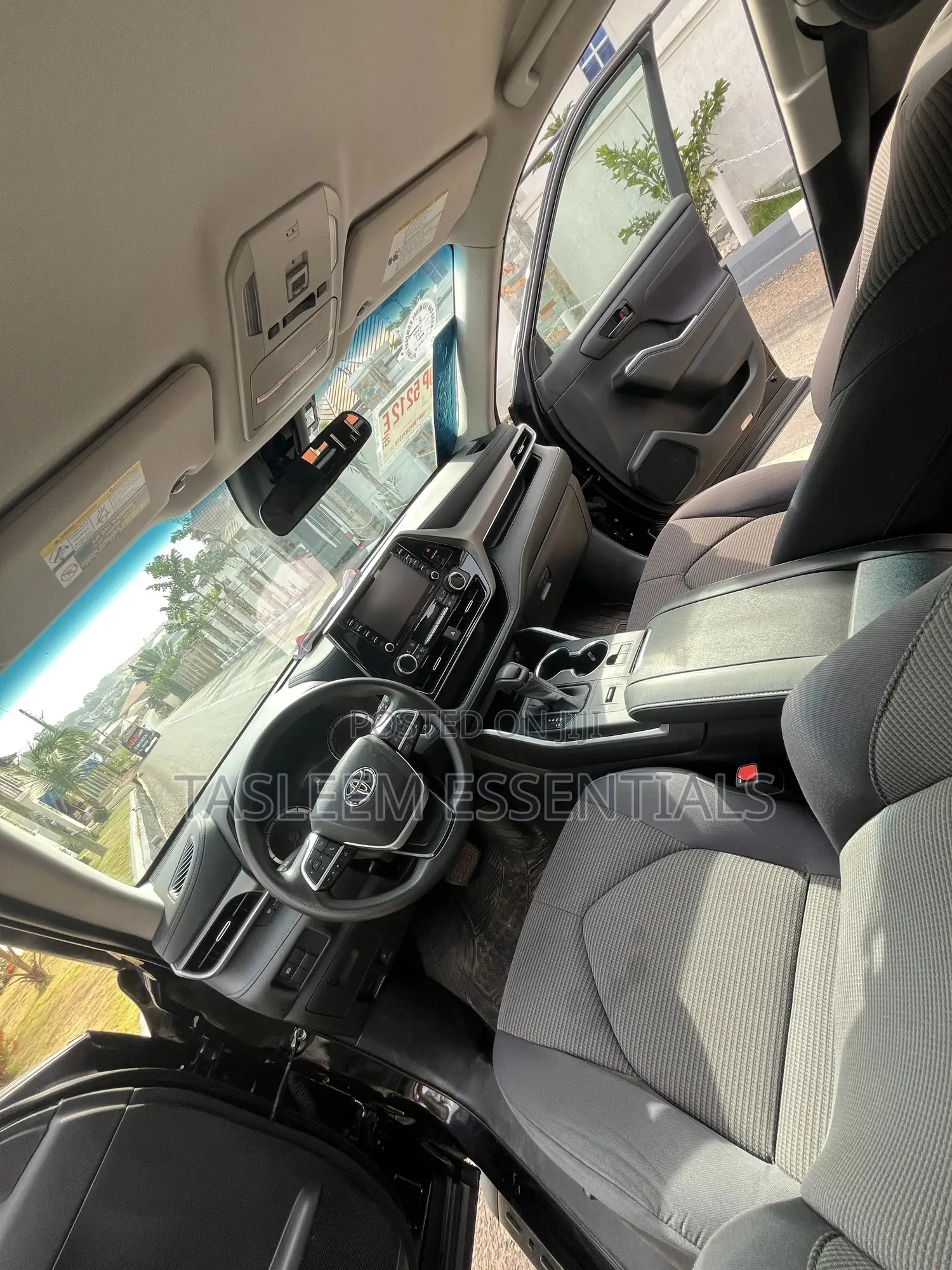 Toyota Highlander L 2022 Black