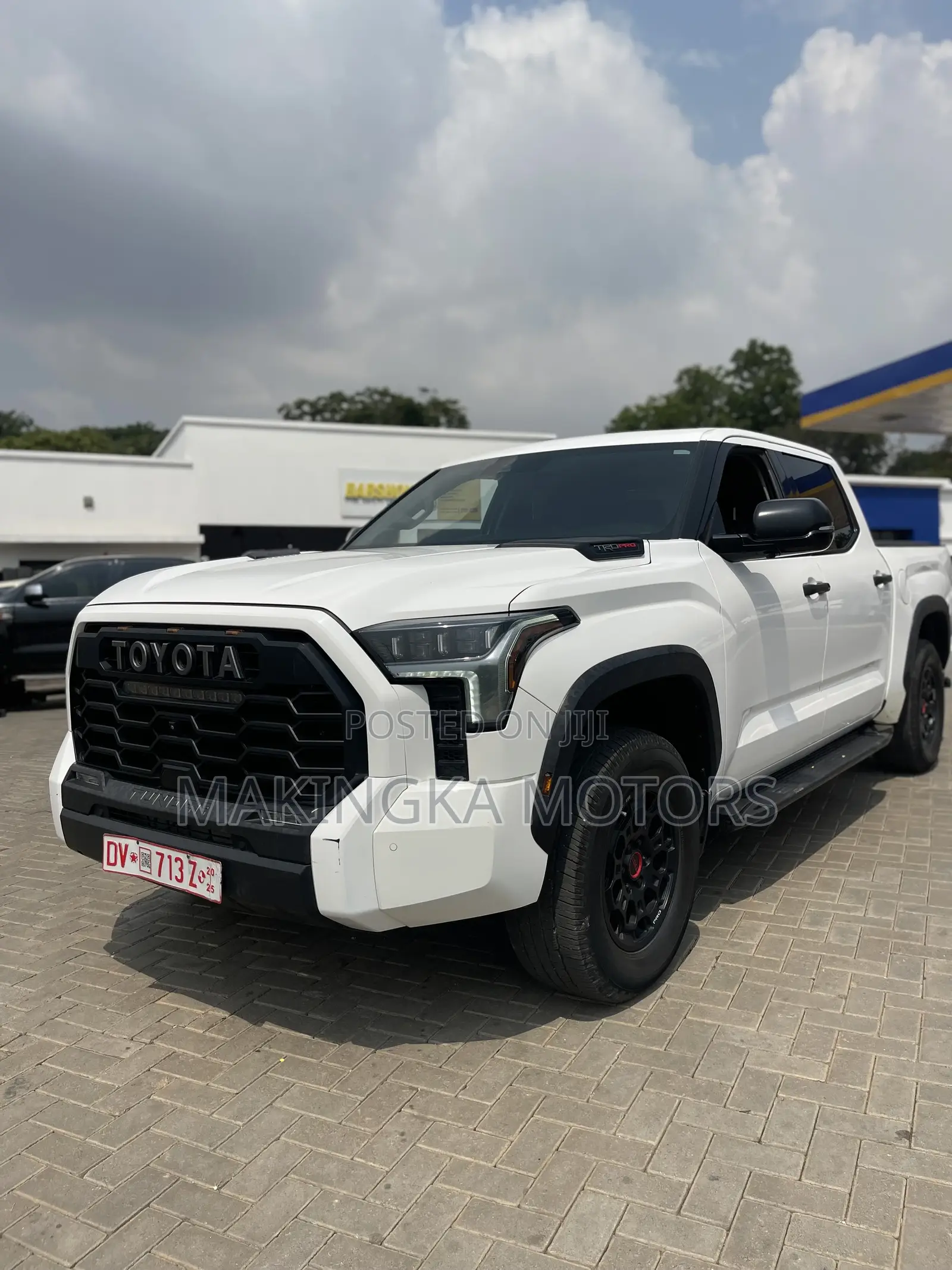 Toyota Tundra Limited CrewMax 6.5' Bed 2023 White