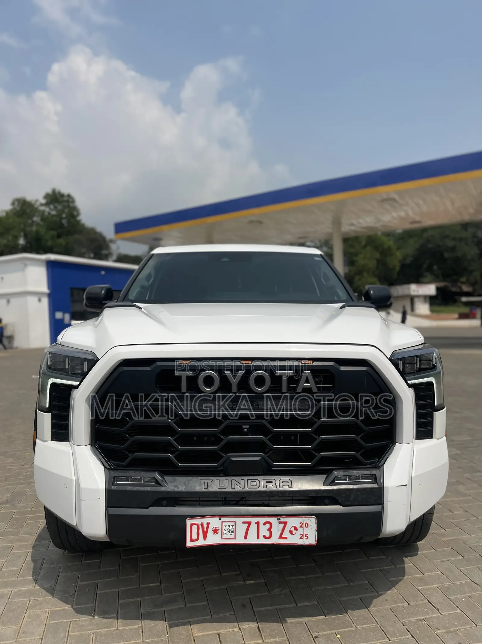 Toyota Tundra Limited CrewMax 6.5' Bed 2023 White