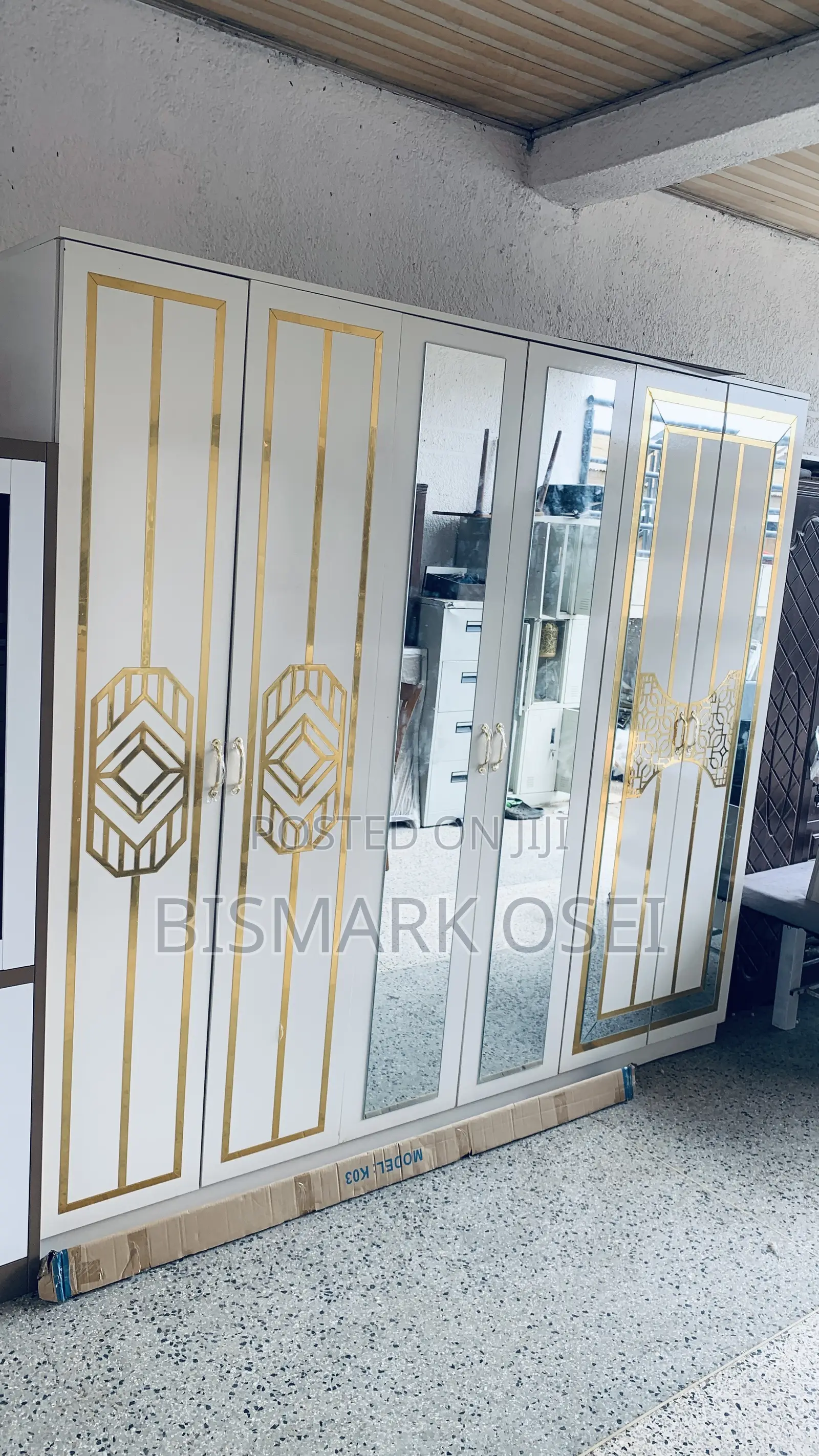 Royal Comfort Wardrobe