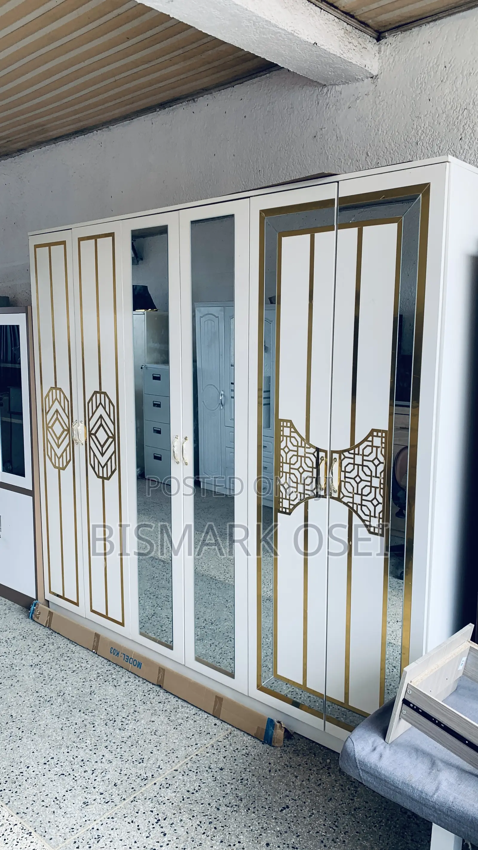 Royal Comfort Wardrobe