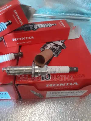 Honda Accord /Civic Genuine Spark Plugs 14 Long