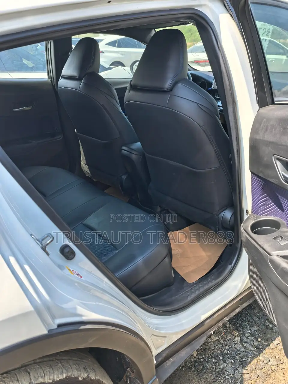 Toyota C-HR Limited FWD 2019 White