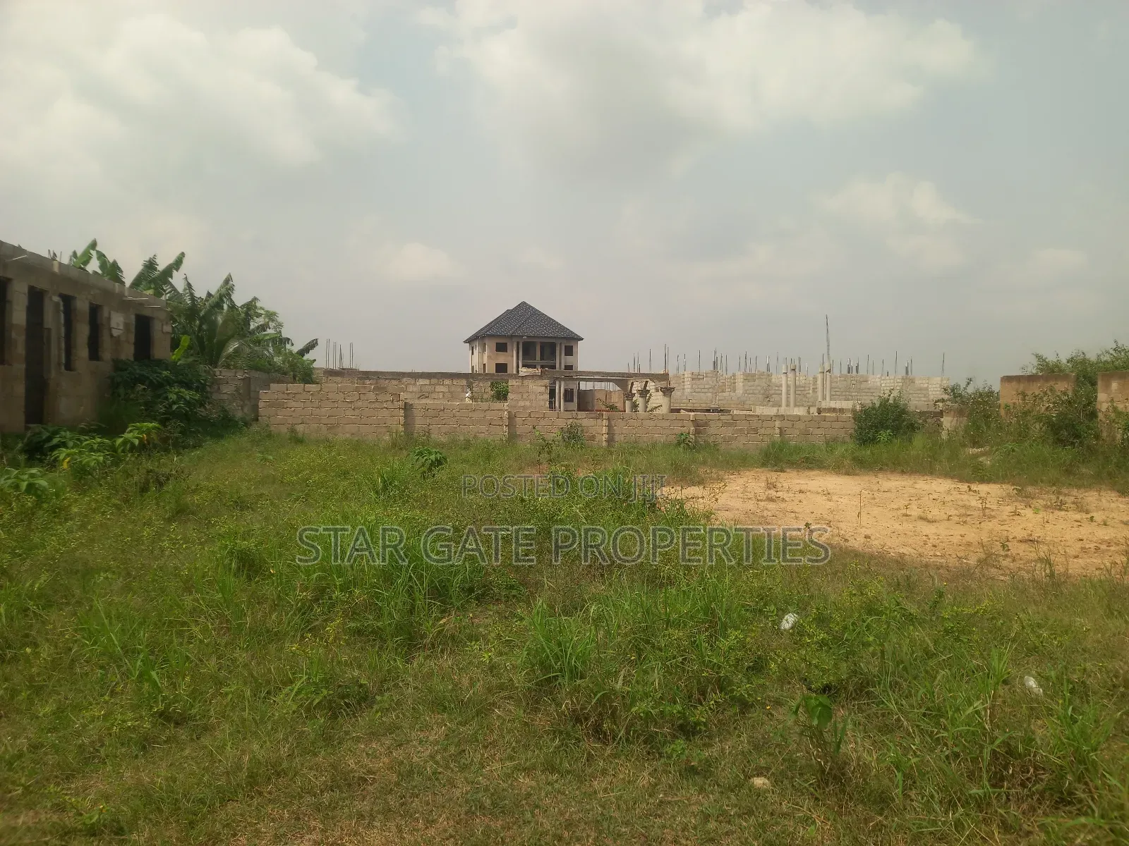 Plot for Sale Bosore Saaman ( 2nd Plot Main Asphalt Road)