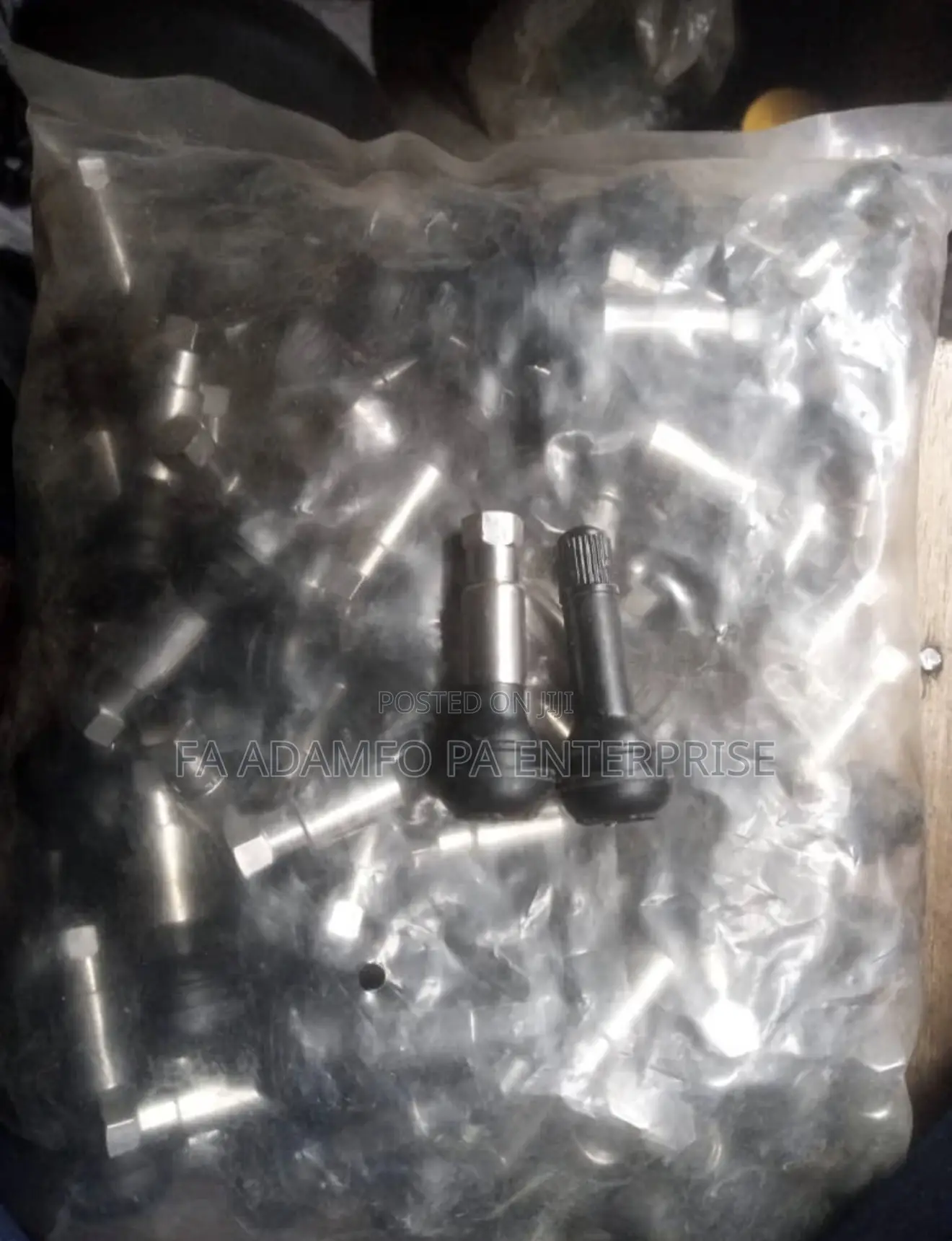 100 PCS Valve Cap or Cover or Tyre Valve Caps