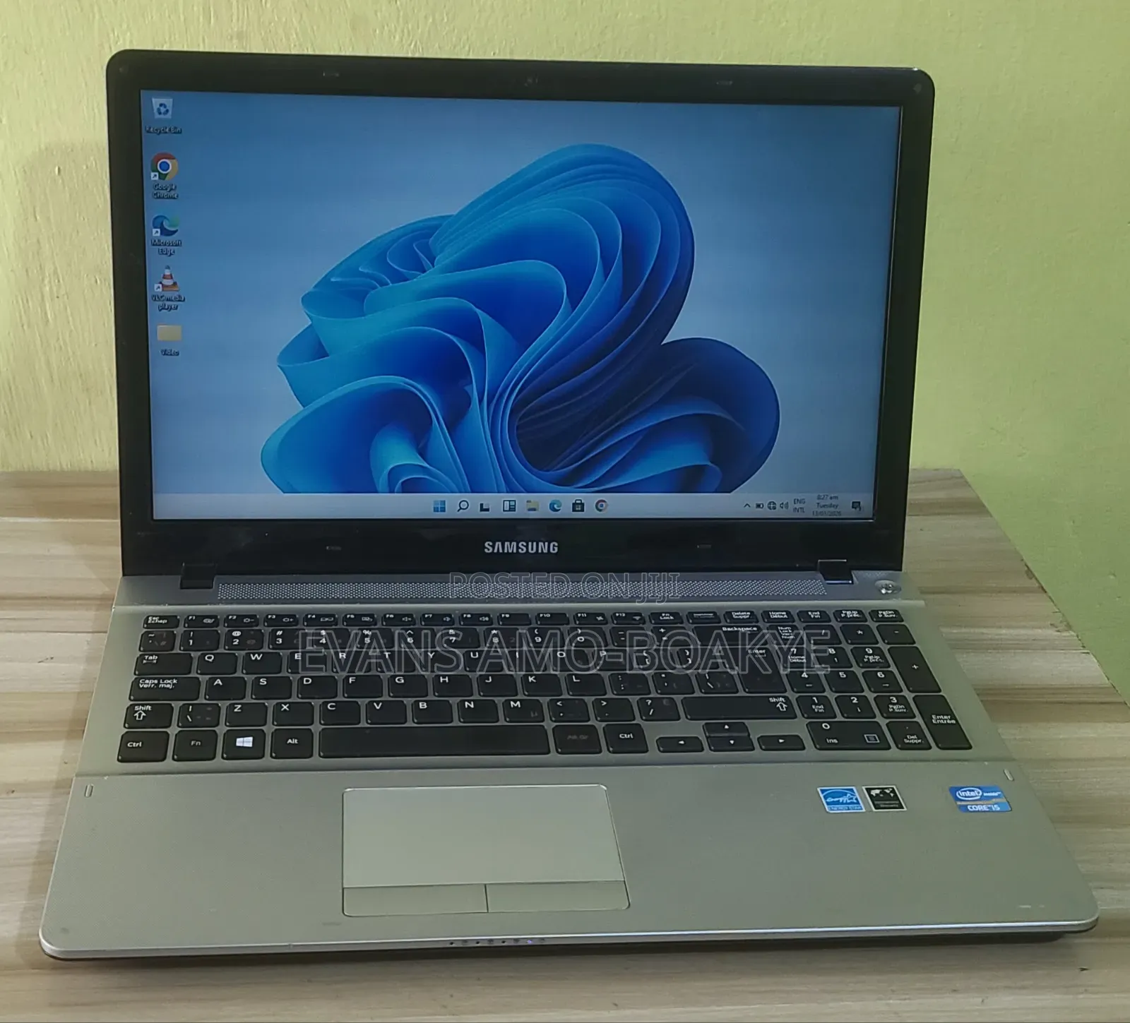 Laptop Samsung NP370R5E 8GB Intel Core I5 HDD 1T