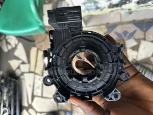 Nissan Pathfinder Horn Plate