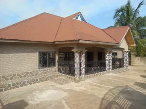 4bdrm House in Ofoase Kokoben/, Kumasi Metropolitan for sale