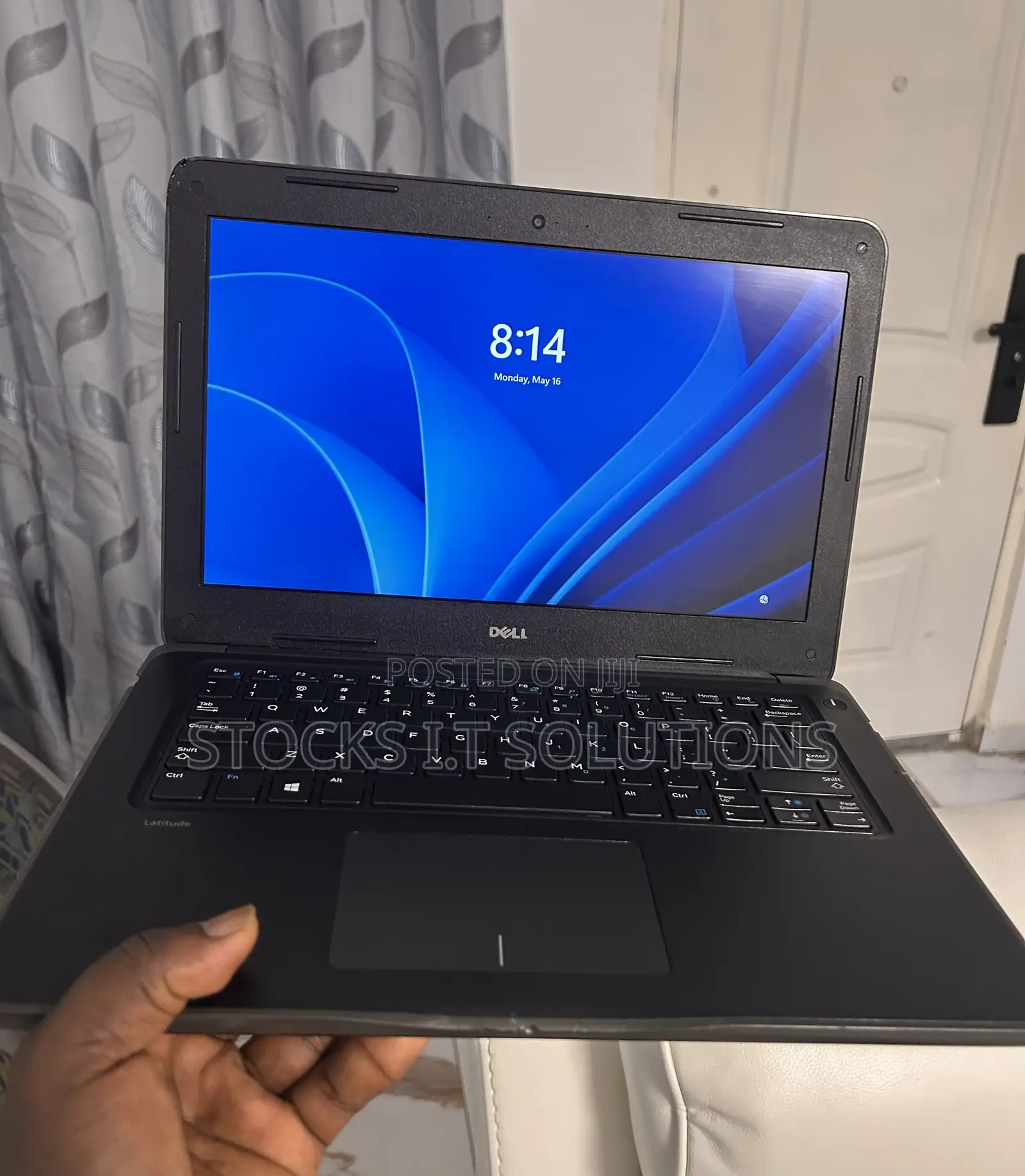 Laptop Dell Latitude 3380 4GB Intel Core i3 HDD 500GB