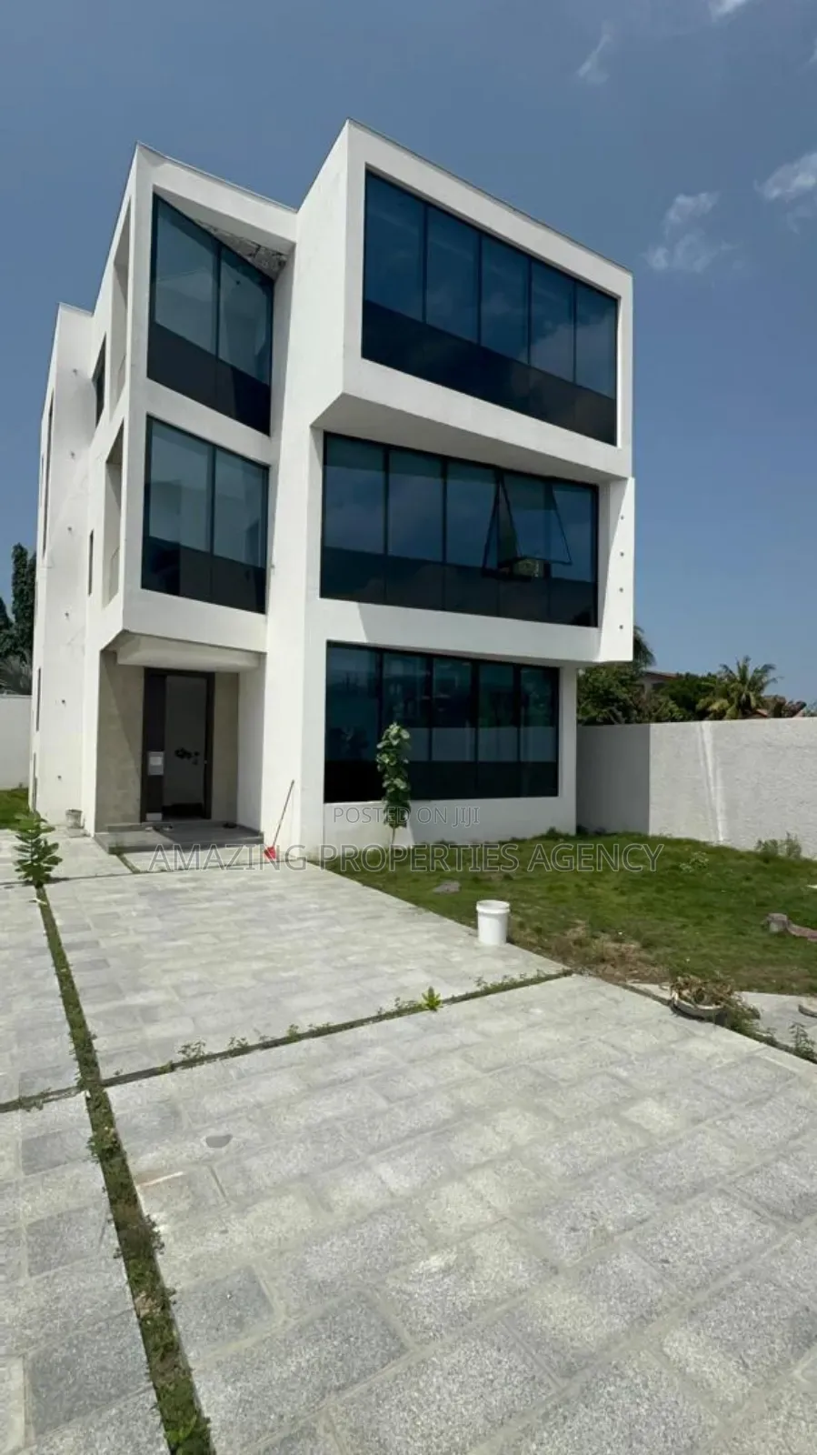 4bdrm House in East Legon for rent