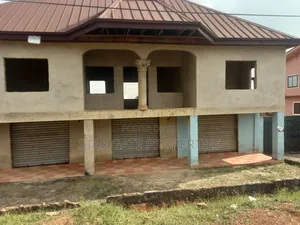 10bdrm House in Kwadaso Estate, Kumasi Metropolitan for sale