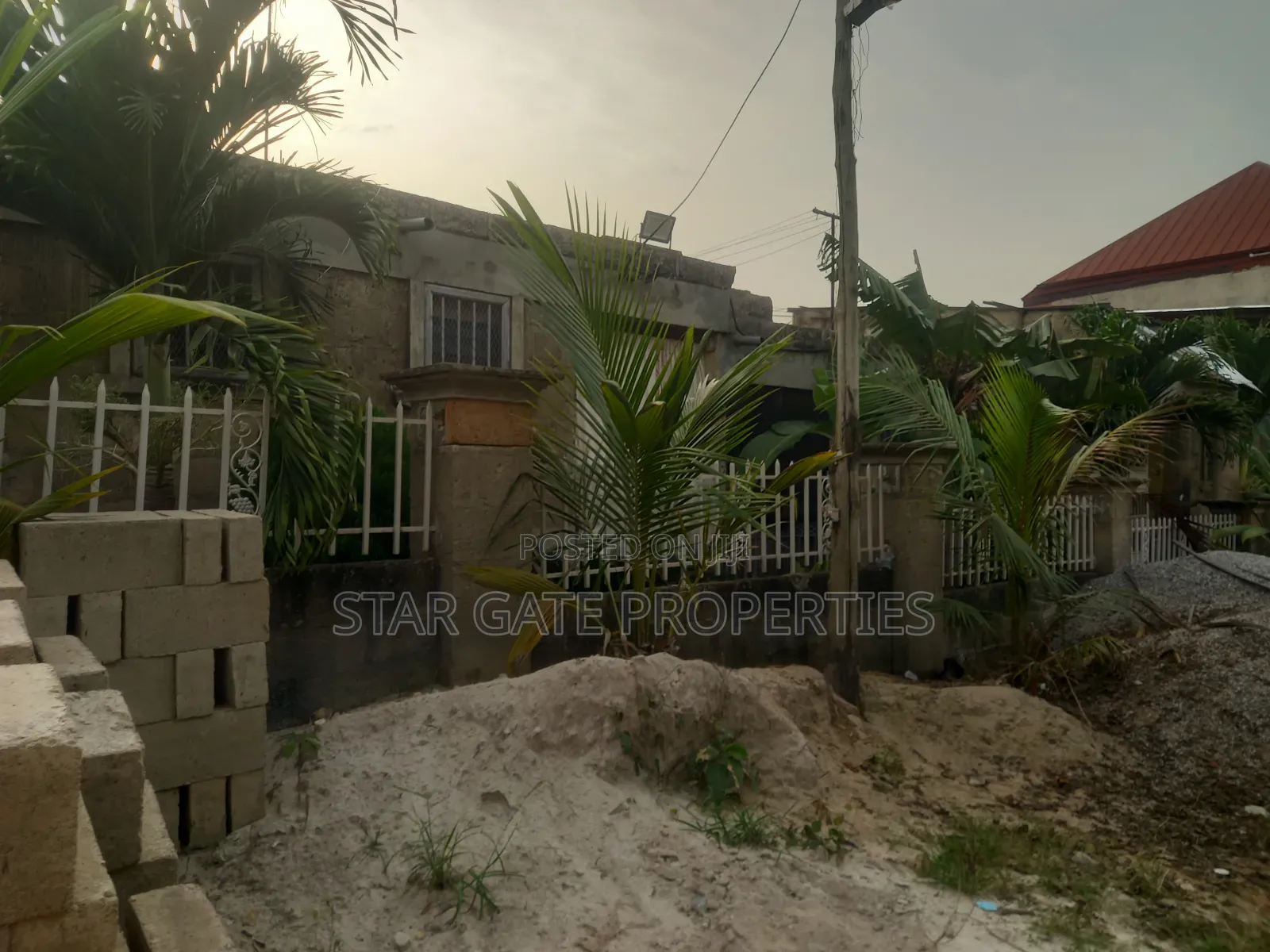 39 Bedrooms Hoste for Sale at Garden City University.