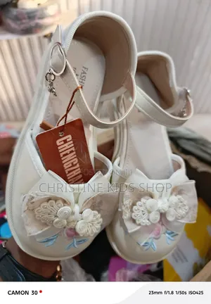 Shoe Jukas Fashion