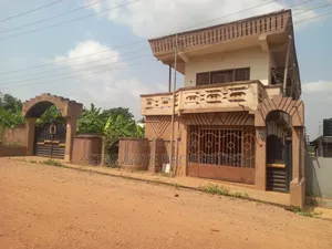 12bdrm House in Tanoso, Kumasi Metropolitan for sale
