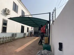 Top Up Car Garage
