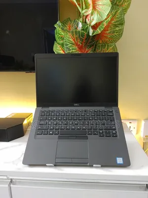 Laptop Dell Latitude 5300 16GB Intel Core I7 SSD 256GB