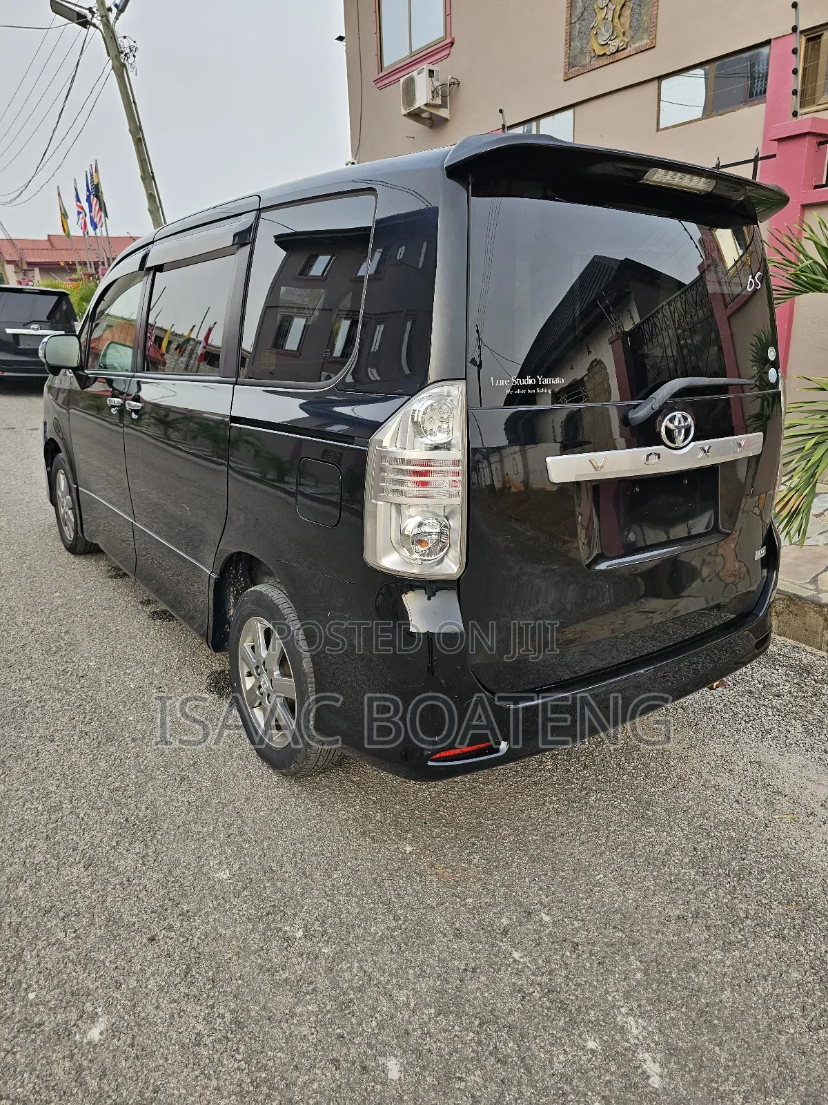 Toyota Voxy 2012 Black