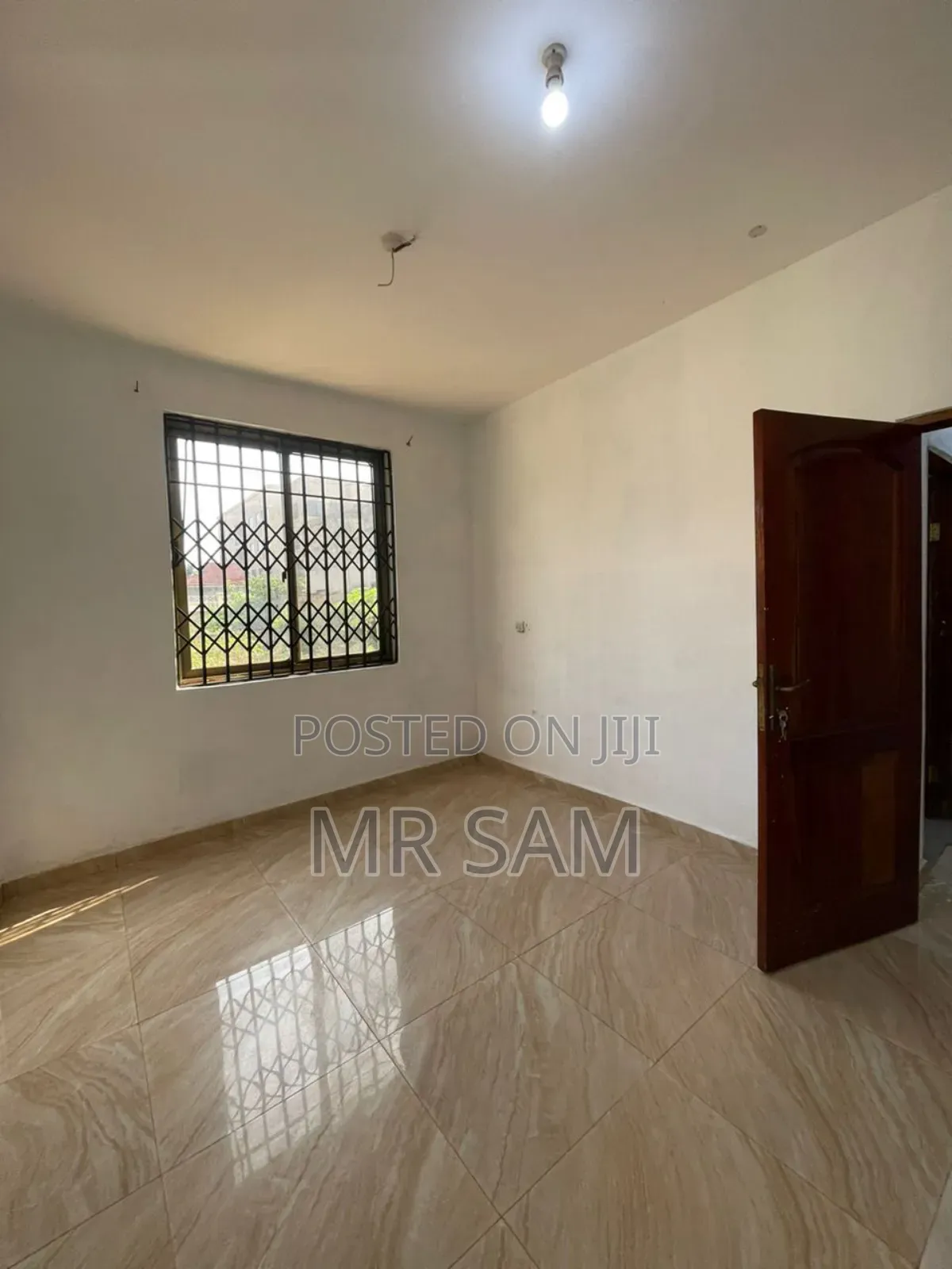 5bdrm House in Sam Properties, Toll Booth for sale