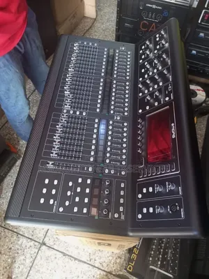 M32 Live Midas