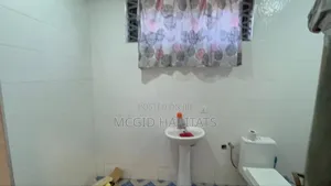 6bdrm House in Oyarifa for sale