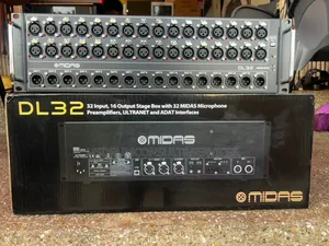 Dl32 Stage Box