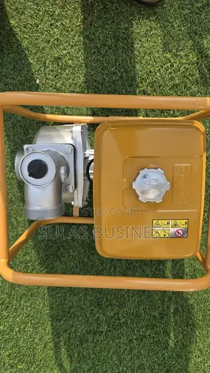 Robin 3 Inc 5.0hp Water Pump.