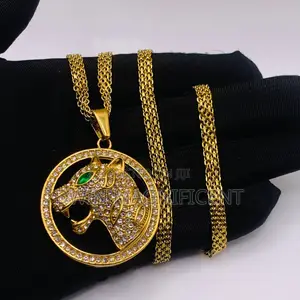 Quality Fashionable Stainless Necklace/ Chains
