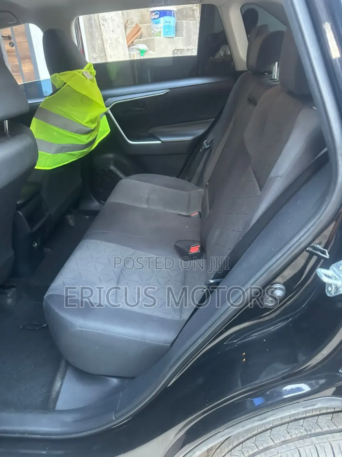 Toyota RAV4 LE AWD 2020 Black