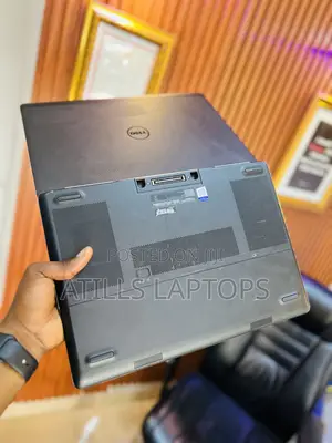 Laptop Dell Precision 15 7520 16GB Intel Core I7 SSD 1.5T