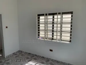 3bdrm House in Oyarifa for sale