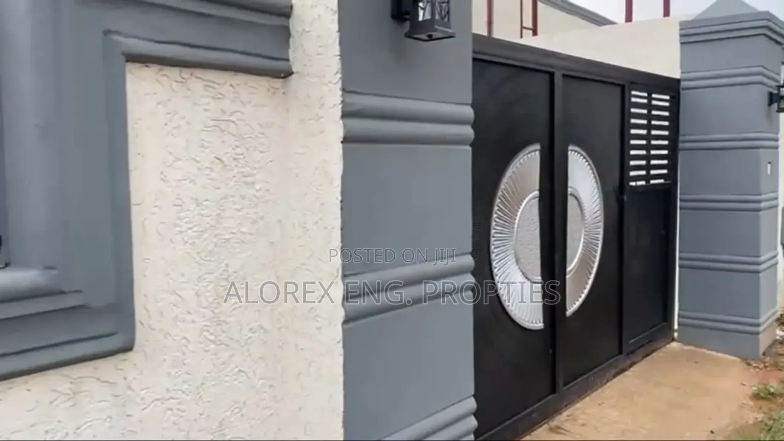 3bdrm House in Oyarifa for sale