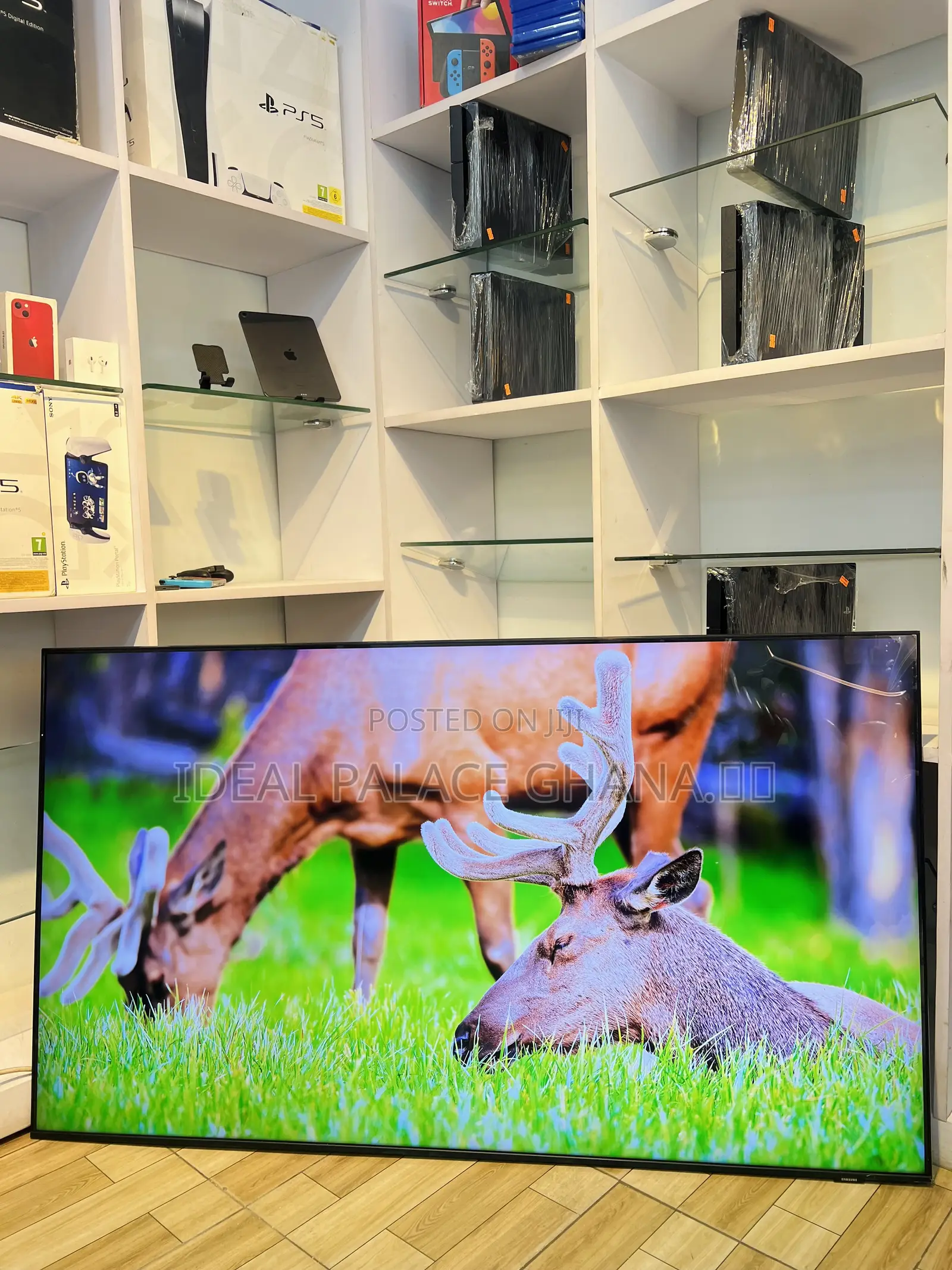 2023 Samsung 65 Inches