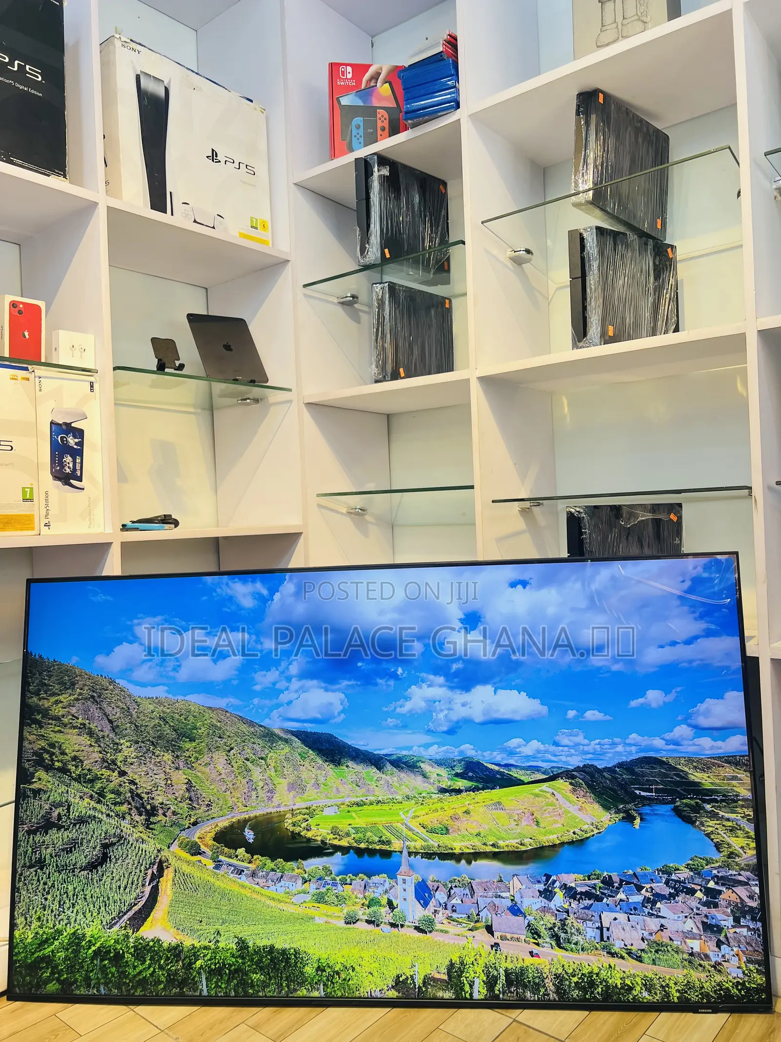 2023 Samsung 65 Inches