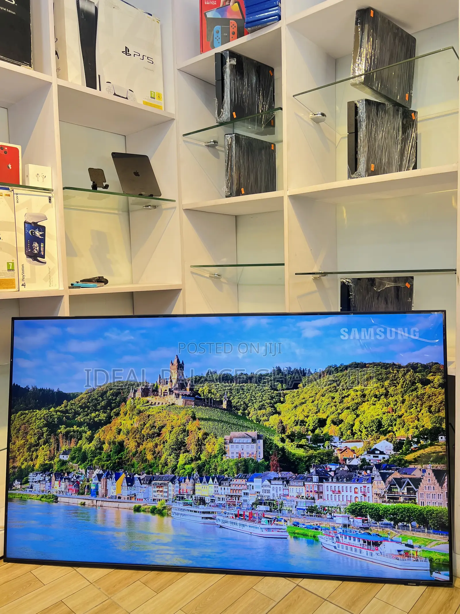 2023 Samsung 65 Inches