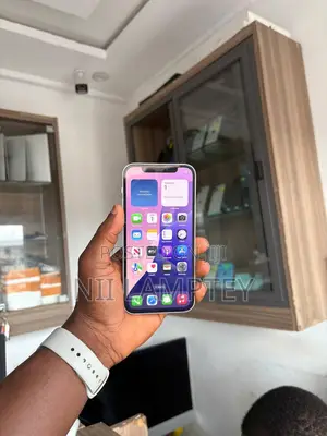 Apple iPhone 11 64 GB Black