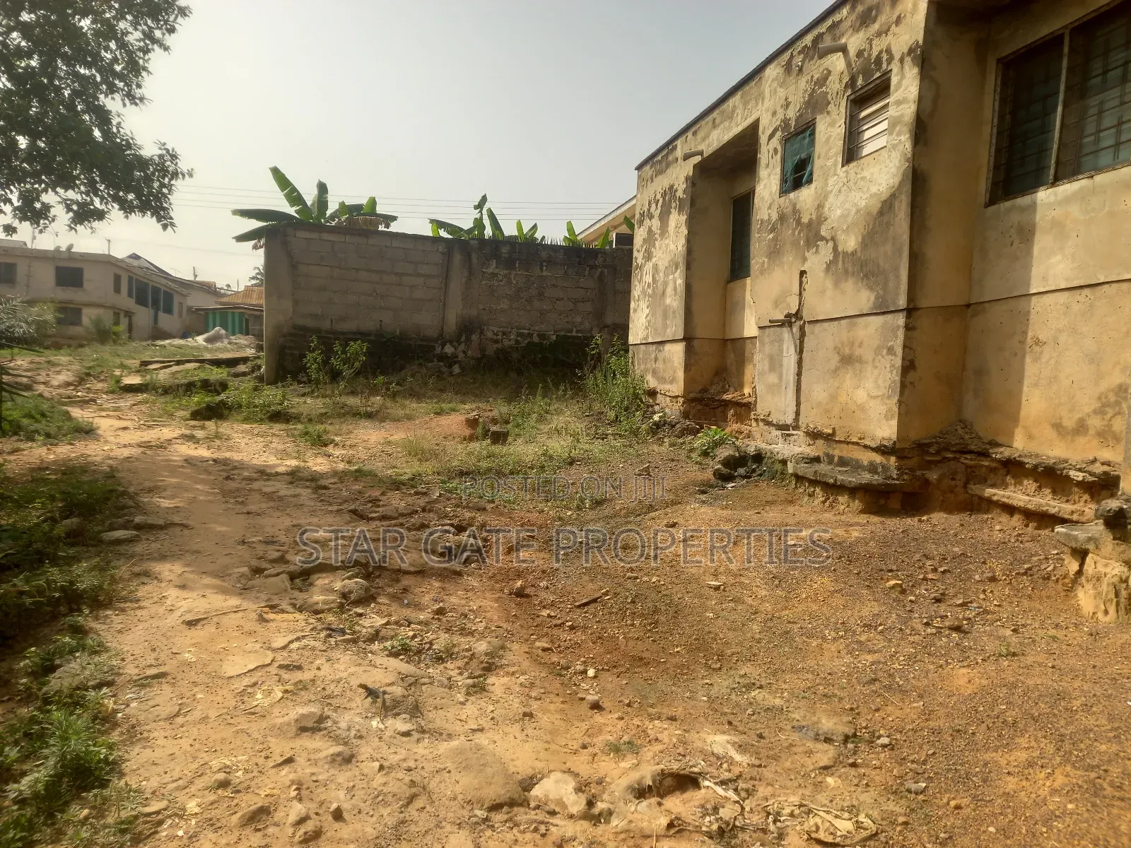 5bdrm House in Atimatim, Kumasi Metropolitan for sale