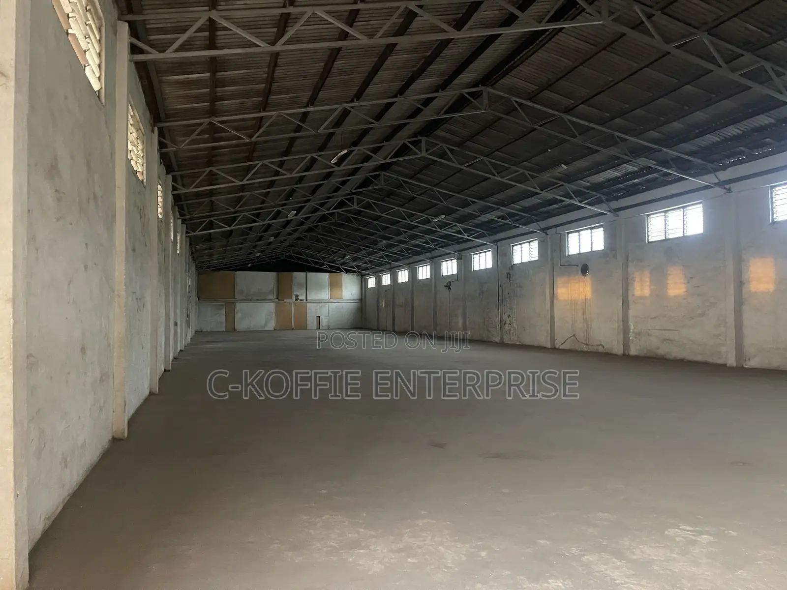 980 SQM Warehouse at North Kaneshie Industrial Area for Rent