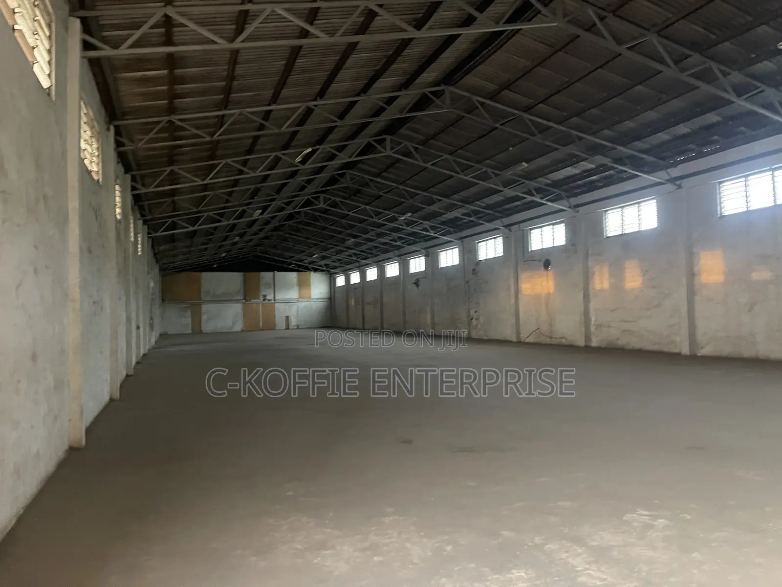 980 SQM Warehouse at North Kaneshie Industrial Area for Rent