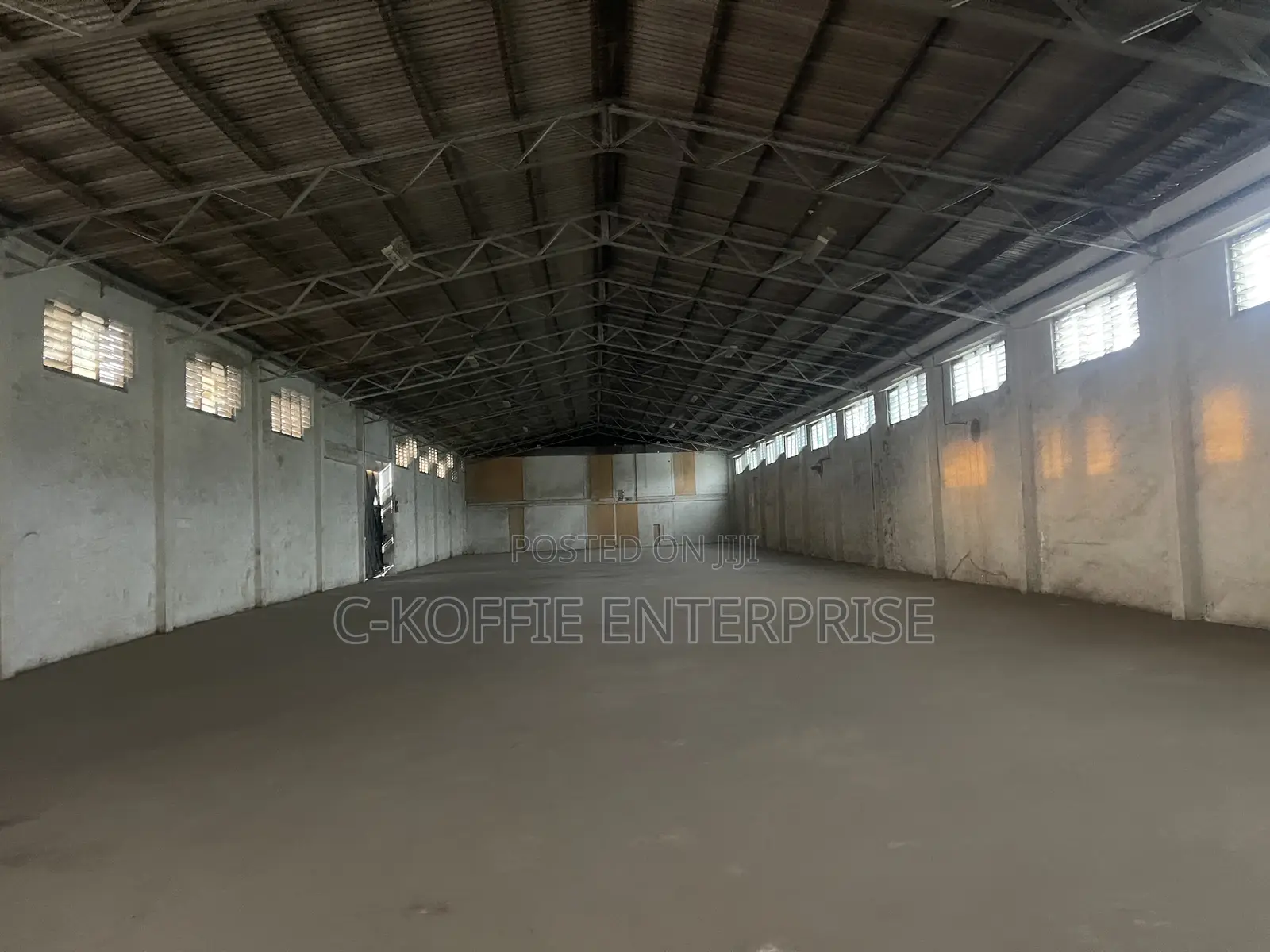 980 SQM Warehouse at North Kaneshie Industrial Area for Rent