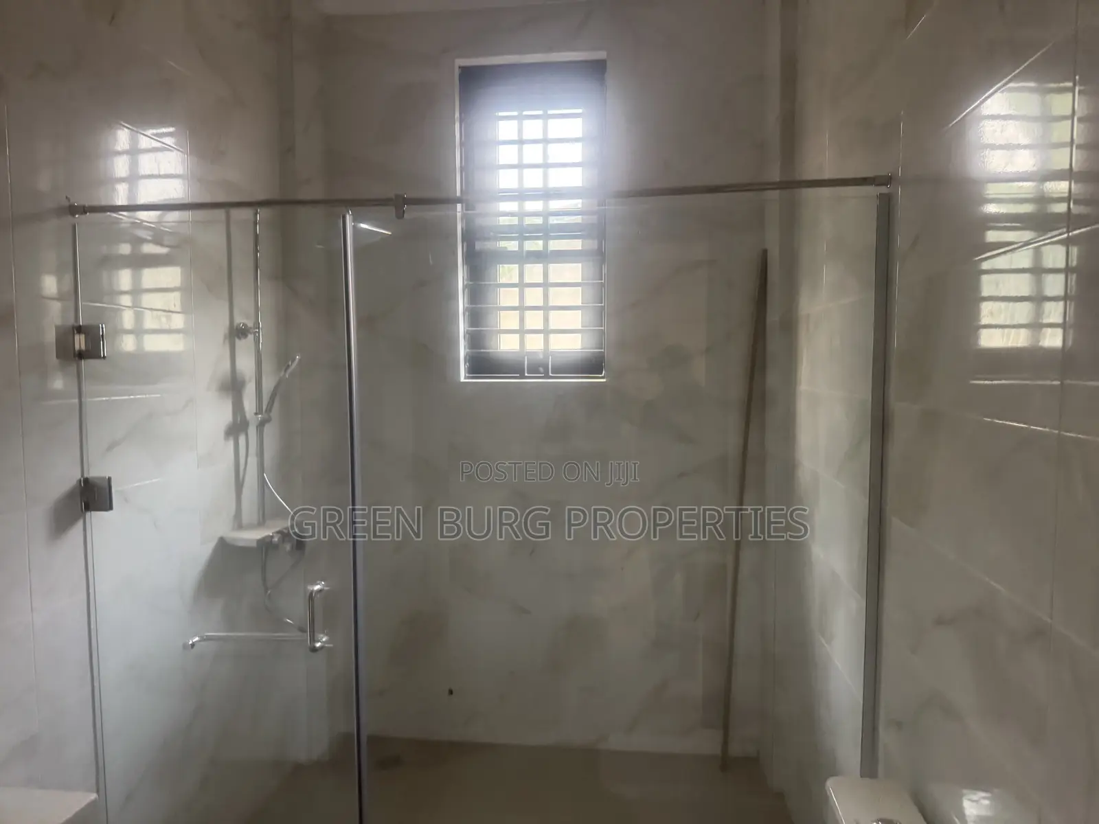 2bdrm Apartment in UPSA Area for rent