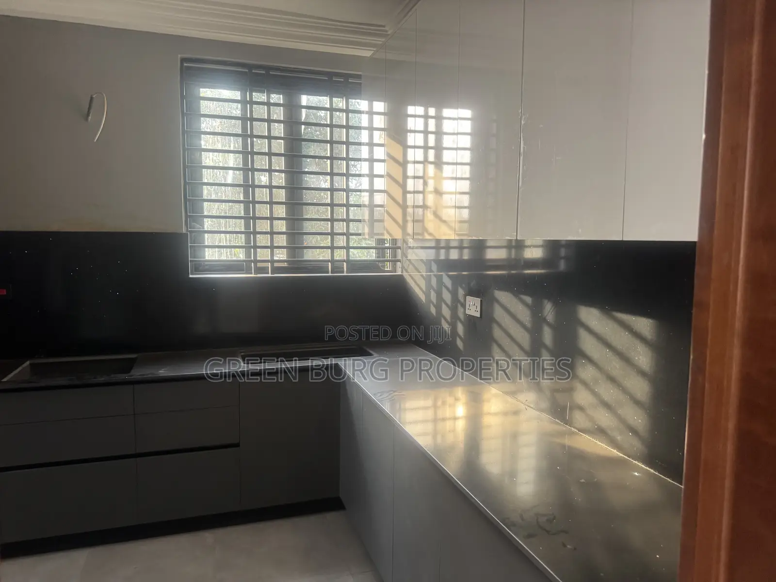 2bdrm Apartment in UPSA Area for rent