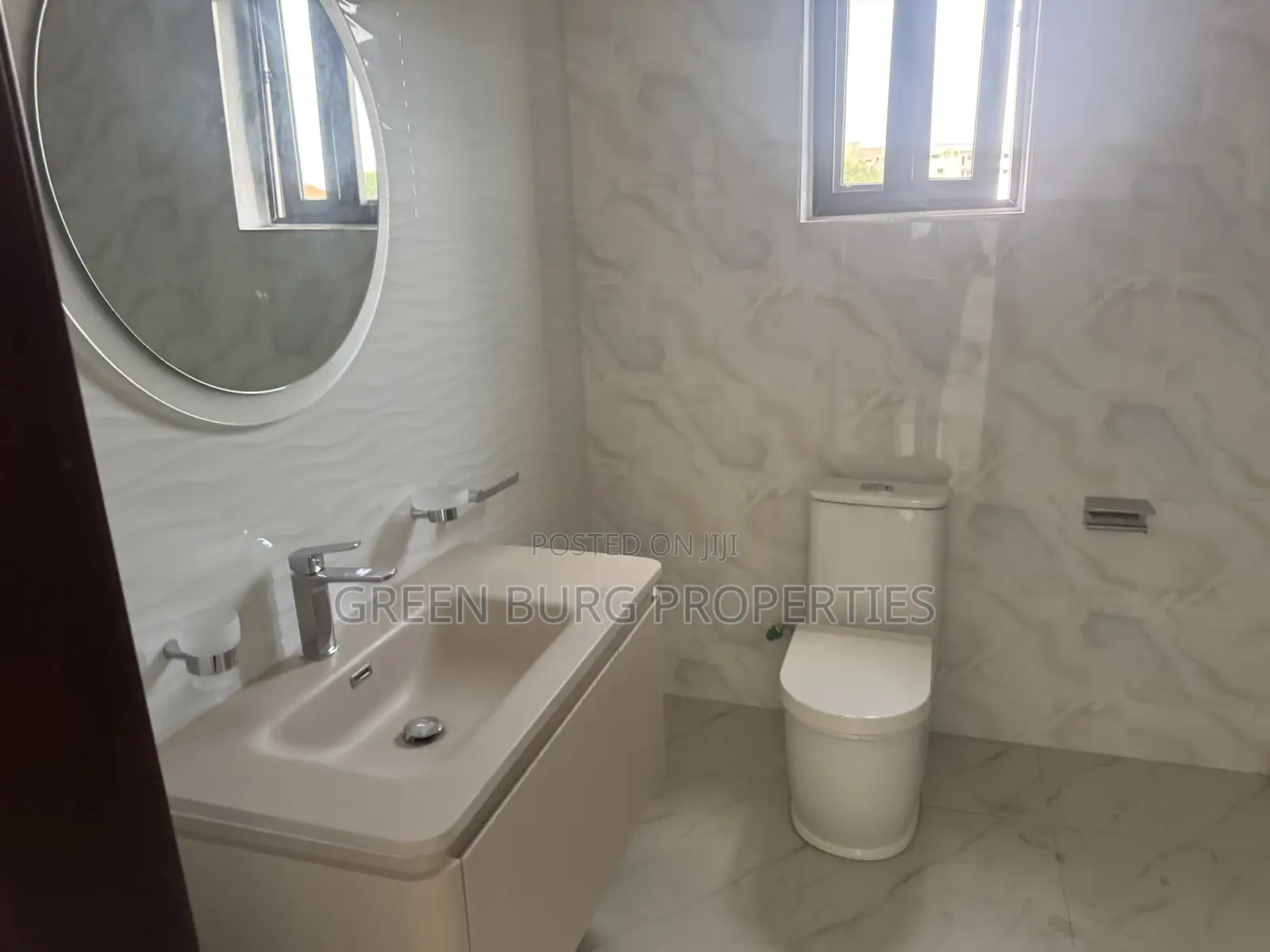 5bdrm House in East Legon for rent