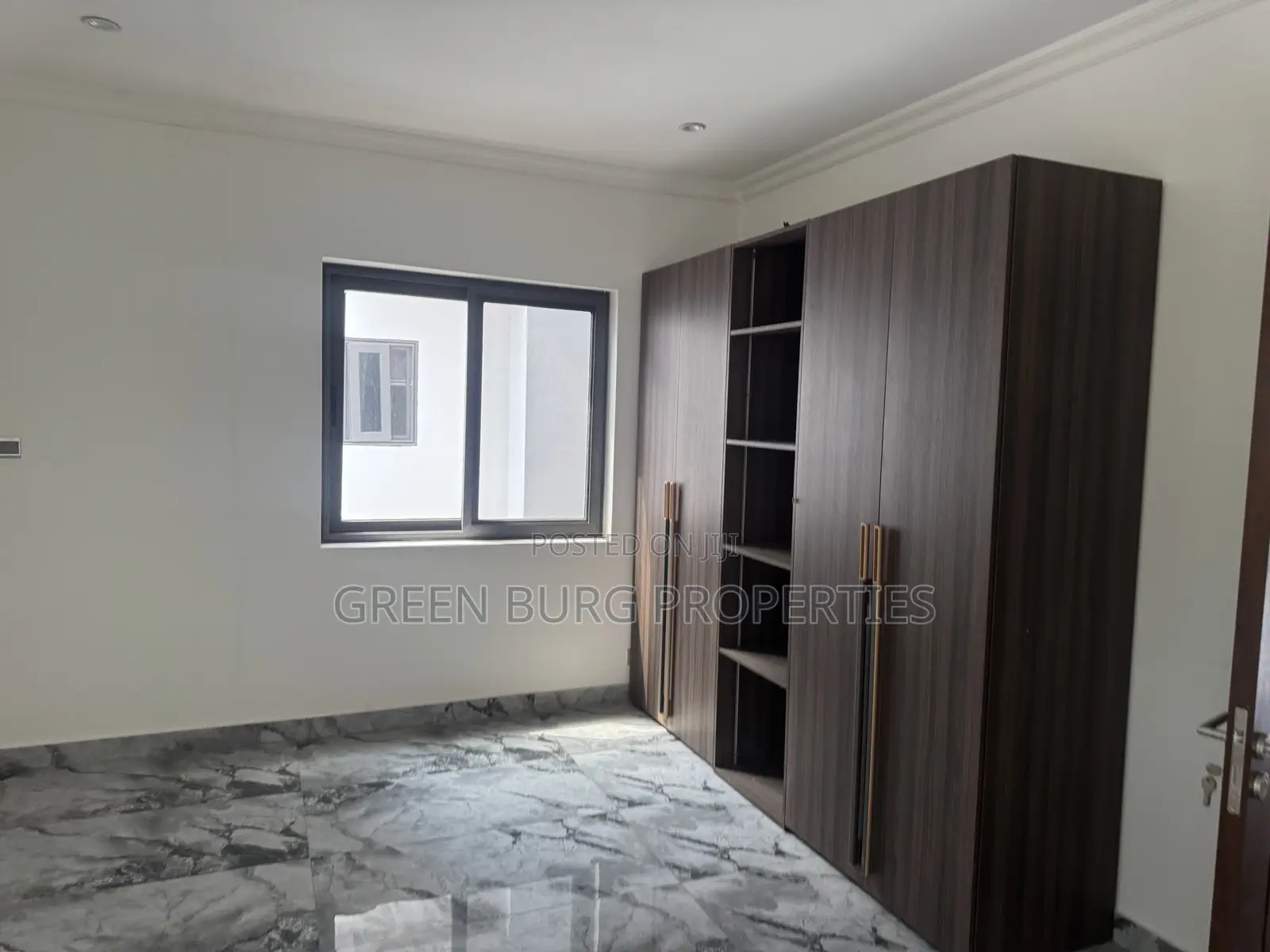 5bdrm House in East Legon for rent