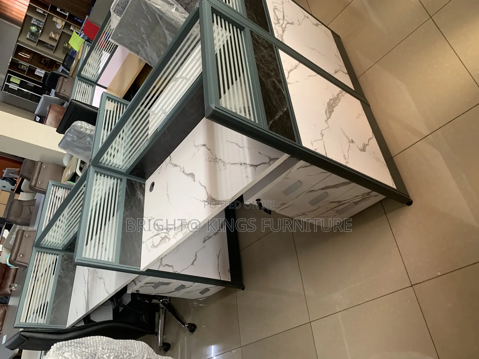 4 In 1 Workstation