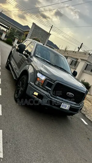 Ford F-150 2020 Blue