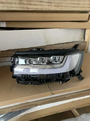 Toyota Landcruiser 300 Upgrade Headlight Pair