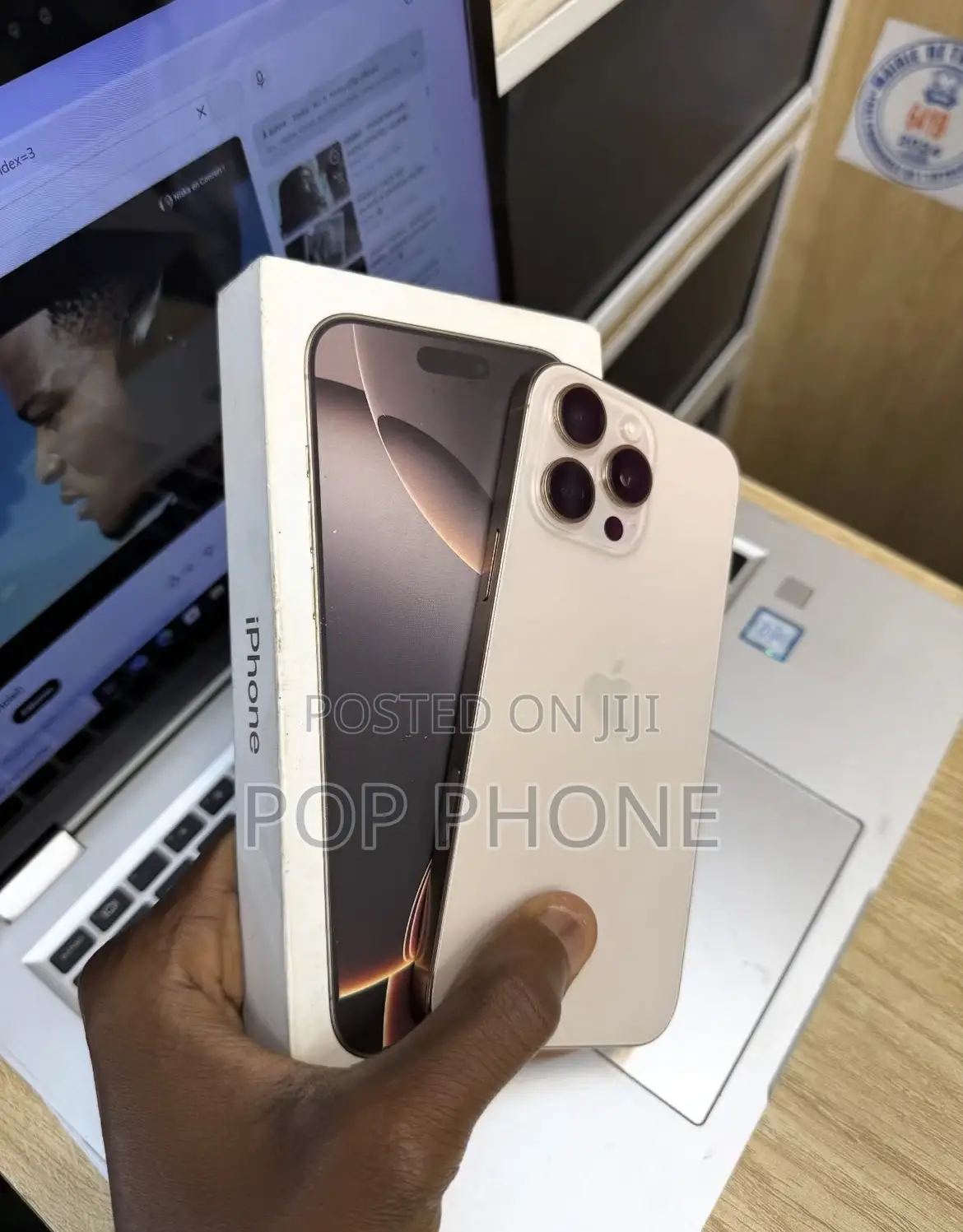 Apple iPhone 16 Pro Max 256 GB Gold