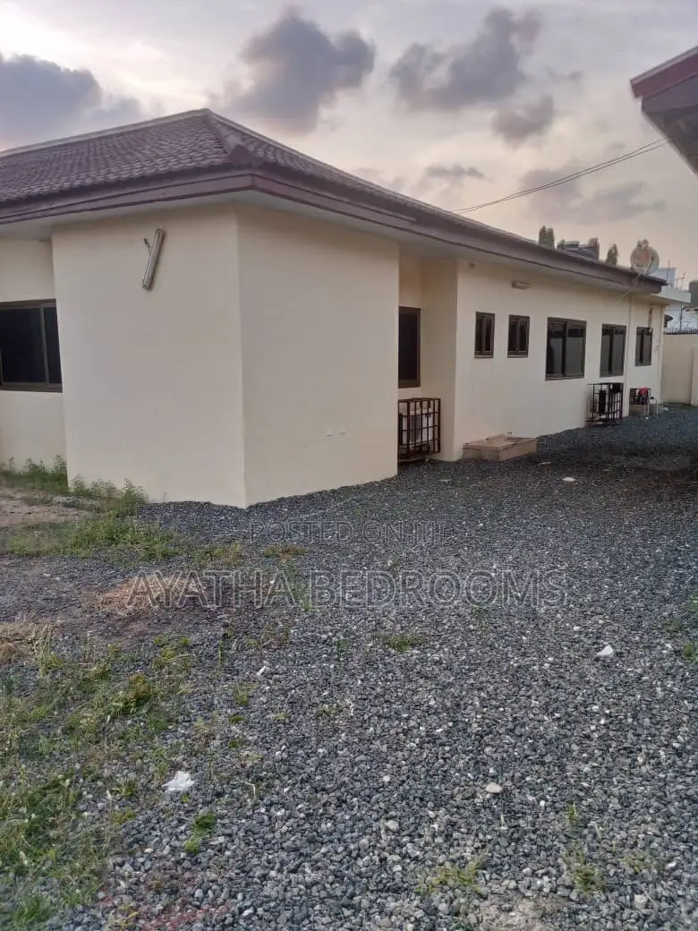 3bdrm House in Spintex Coastal for rent