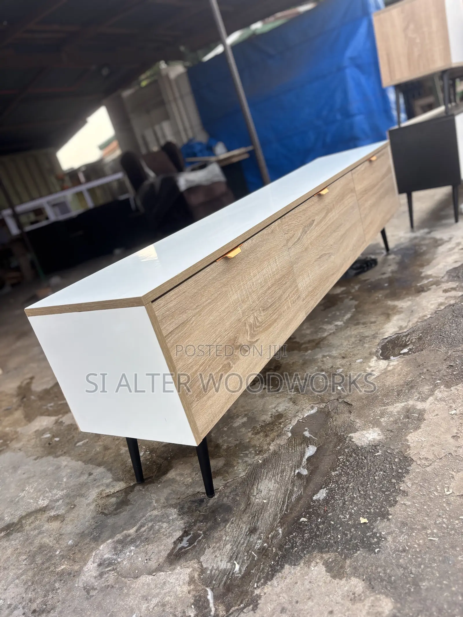 6ft Tv Console